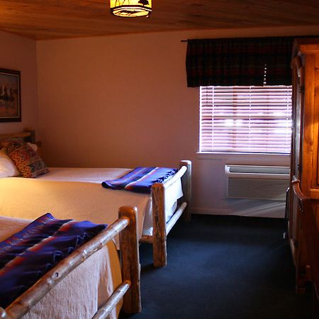 Saratoga Hot Springs Resort Quarto foto